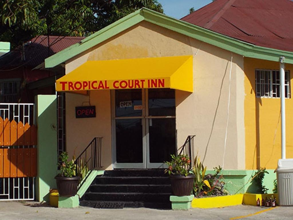 Tropical Court Inn New Kingston Bagian luar foto