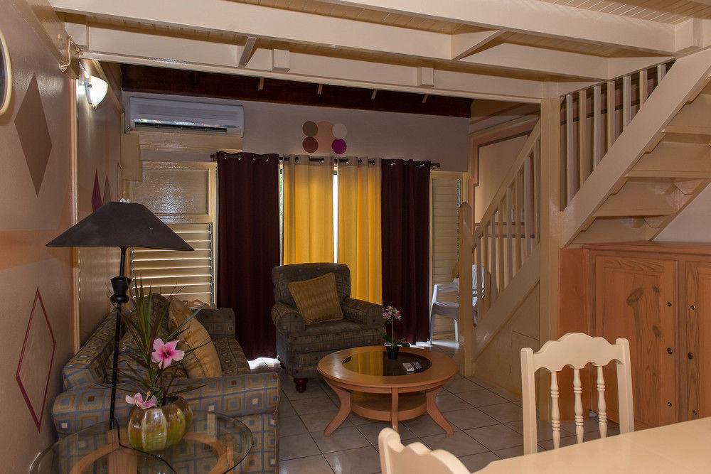 Tropical Court Inn New Kingston Bagian luar foto
